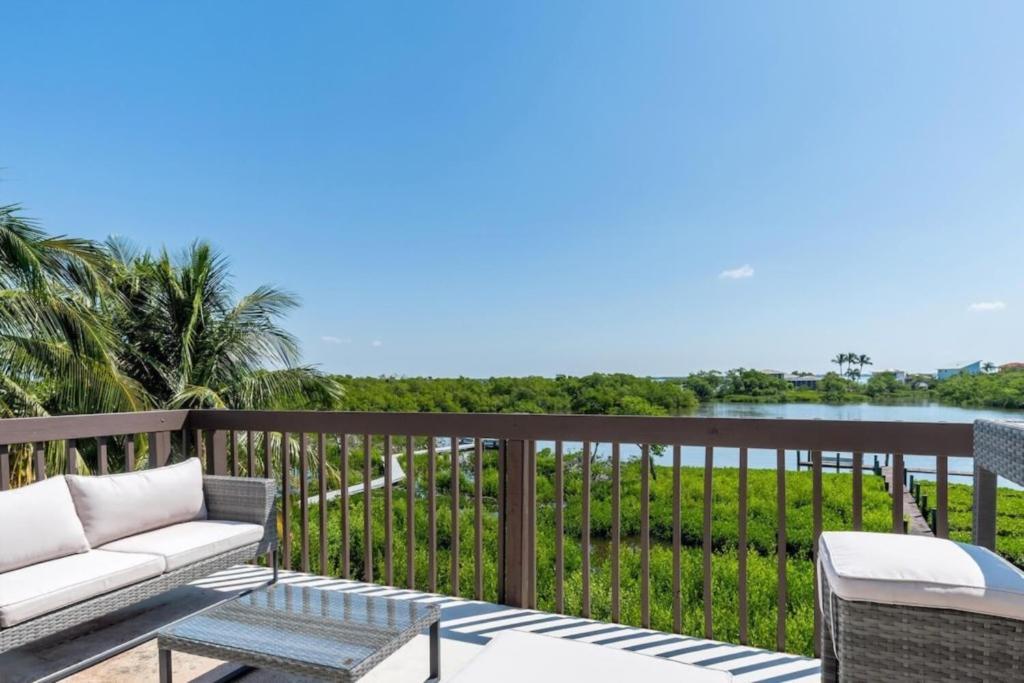 Blue Lagoon Estate Fort Myers Beach Dış mekan fotoğraf